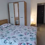 Apartament Jon's *